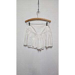 ASTR THE LABEL Linen-Blend Flared ShortsSize XS